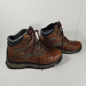 Timberland Boots Men's Size 9.5 Chocorua Trail Waterproof Brown Hiking Gore Tex
